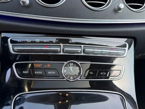 Used 2017 Mercedes-Benz E 300 image 3