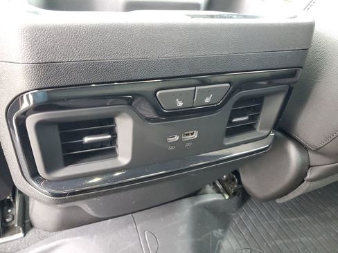 Certified 2023 GMC Sierra 1500 AT4 w/ AT4 Premium Package image 24