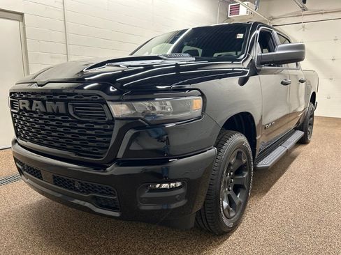 New 2026 RAM 1500 Express AWD/4WD image 5