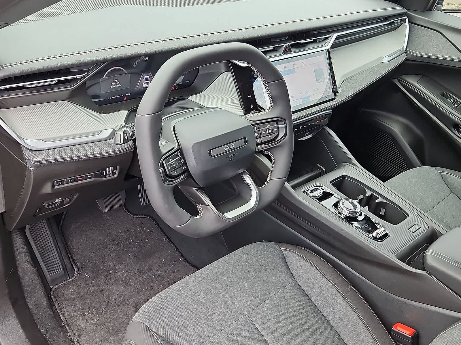 Used 2026 Jeep Cherokee AWD/4WD image 16