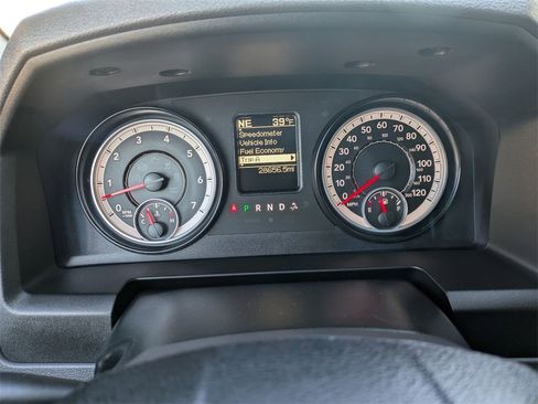 Used 2014 RAM 1500 Express image 19