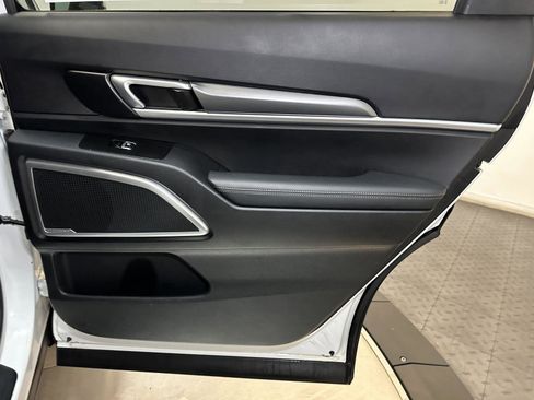 Used 2020 Kia Telluride S image 34