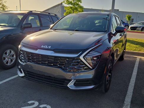 Used 2024 Kia Sportage EX image 1