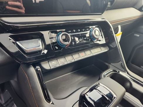 New 2026 GMC Sierra 1500 AT4 image 19