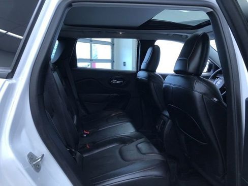 Used 2023 Jeep Cherokee Altitude Lux w/ Lux Elite Package image 21