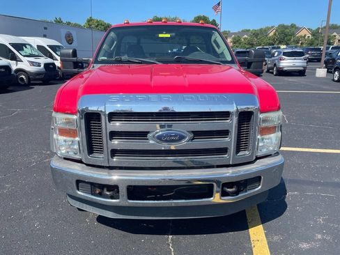 Used 2010 Ford F250 XLT AWD/4WD image 2