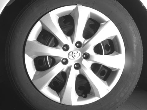 Used 2025 Toyota Corolla LE FWD image 9