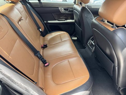 Used 2011 Jaguar XF R RWD image 17