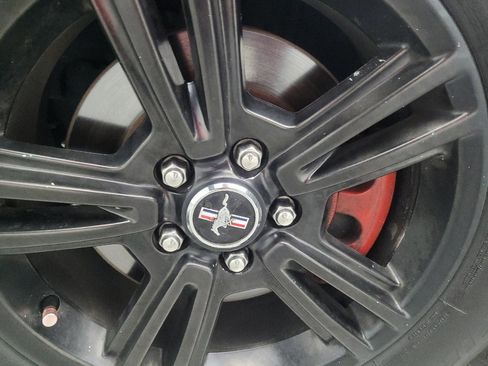 Used 2013 Ford Mustang Convertible image 31