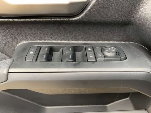 New 2025 Toyota Tacoma TRD Off-Road AWD/4WD image 11
