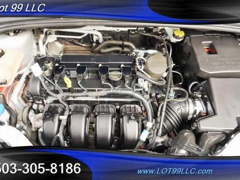 Used 2012 Ford Focus Titanium image 19