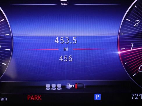 Certified 2025 Mercedes-Benz GLB 250 image 14