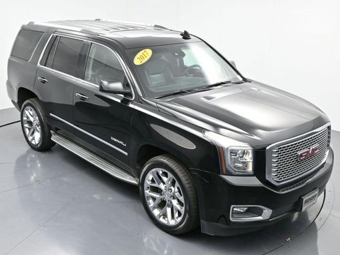 Used 2017 GMC Yukon Denali w/ Open Road Package AWD/4WD image 49