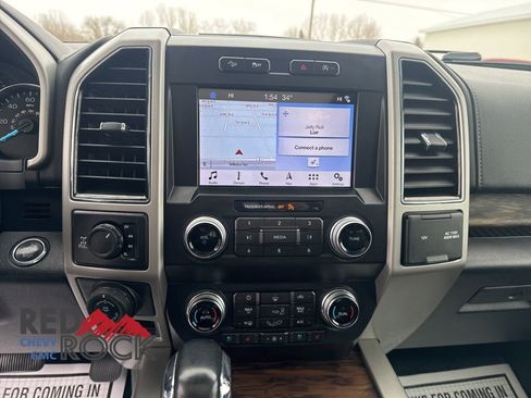 Used 2019 Ford F150 Lariat w/ Equipment Group 502A Luxury image 16