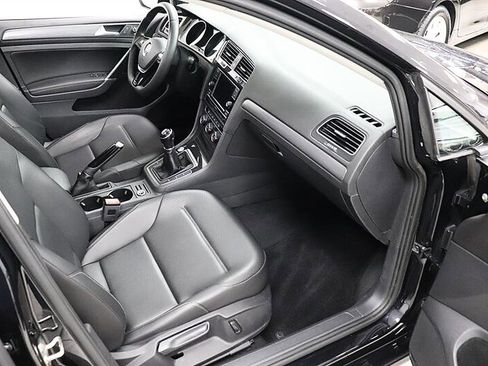 Used 2021 Volkswagen Golf 4-Door FWD image 12