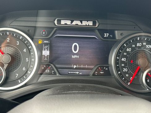 New 2026 RAM 1500 Express AWD/4WD image 22