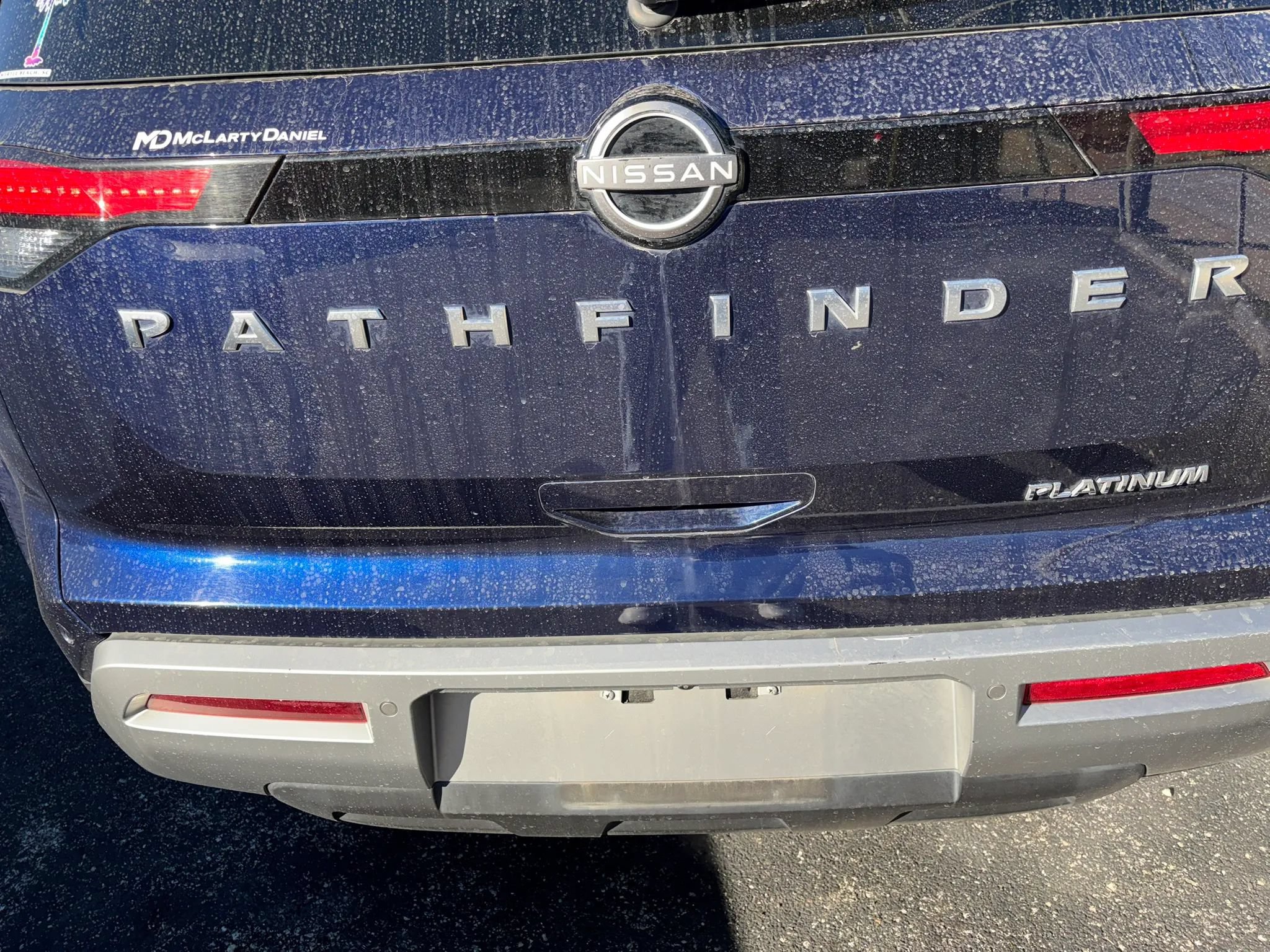 Used 2024 Nissan Pathfinder Platinum w/ Cargo Package FWD image 12