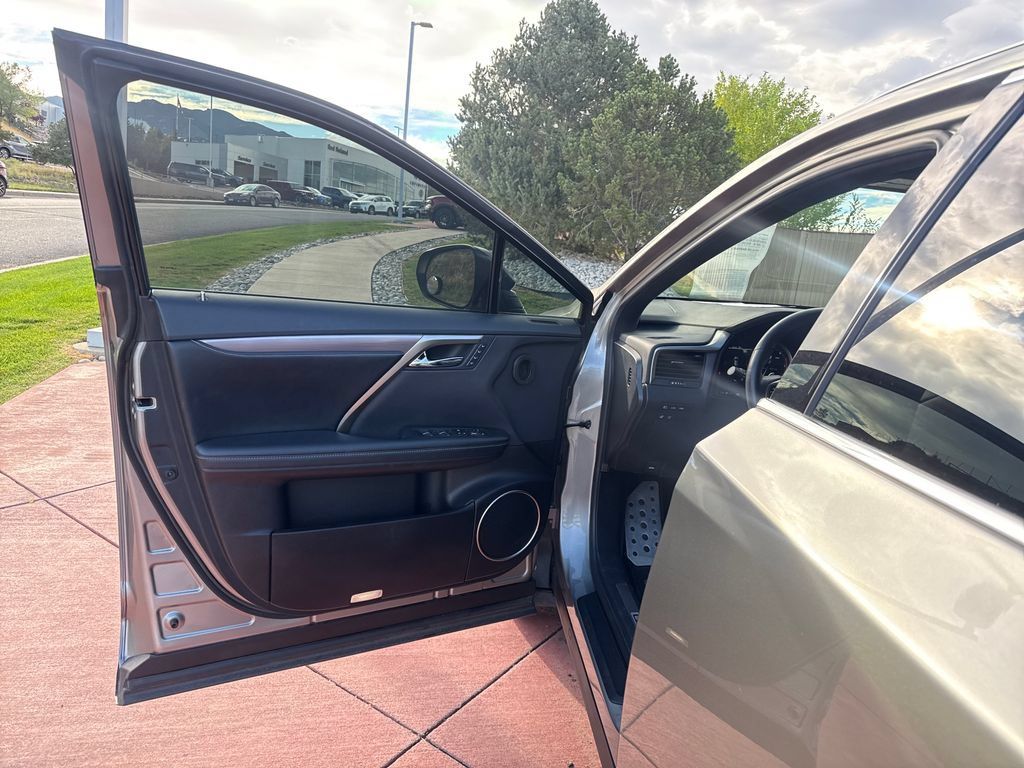 Used 2022 Lexus RX 350 F Sport w/ Cold Area Package (CT) AWD/4WD image 11