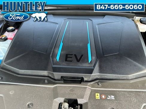 Used 2023 Hyundai Ioniq 5 Limited w/ Cargo Package image 9