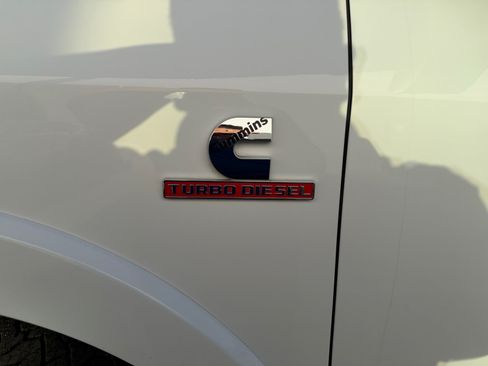 Used 2019 RAM 2500 Laramie AWD/4WD image 12