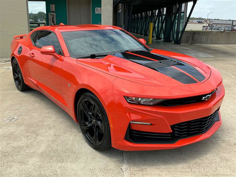 Used 2020 Chevrolet Camaro SS RWD image 9