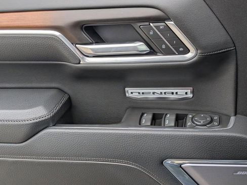 Certified 2025 GMC Sierra 1500 Denali w/ Technology Package image 23
