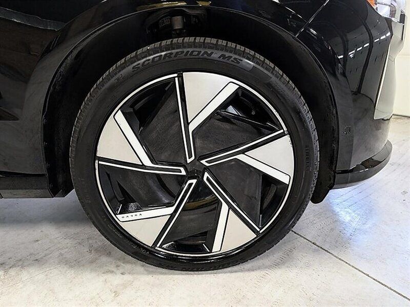 Used 2025 Volvo EX90 Ultra AWD/4WD image 12