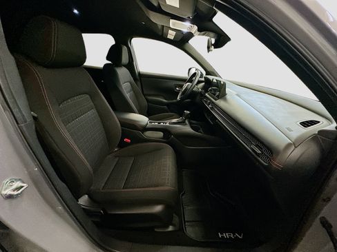 Used 2024 Honda HR-V Sport image 31