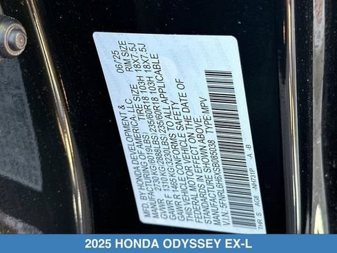 Certified 2025 Honda Odyssey EX-L image 33
