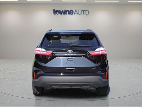 Used 2024 Ford Edge SE AWD/4WD image 4