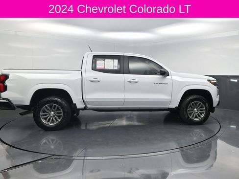 Used 2024 Chevrolet Colorado LT w/ LT Convenience Package III image 4