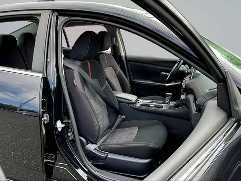 Used 2020 Nissan Sentra SR FWD image 26