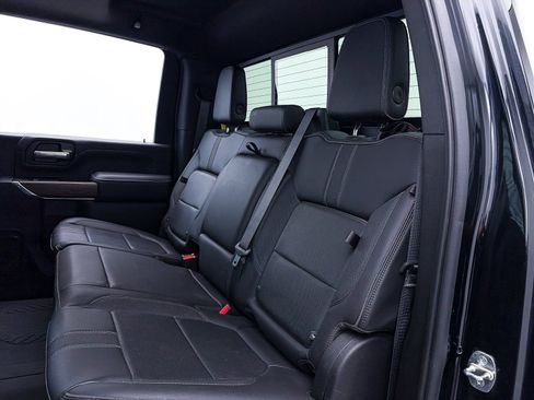 Used 2022 Chevrolet Silverado 2500 High Country w/ Z71 Off-Road Package image 39