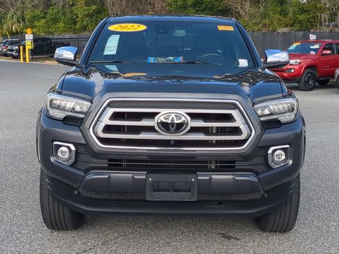 Used 2022 Toyota Tacoma Limited image 17