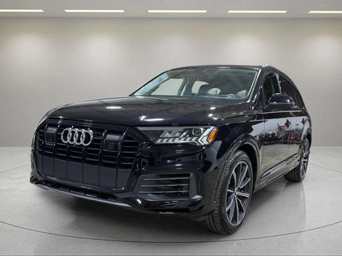 Used 2020 Audi Q7 3.0T Prestige w/ Prestige Package AWD/4WD image 18