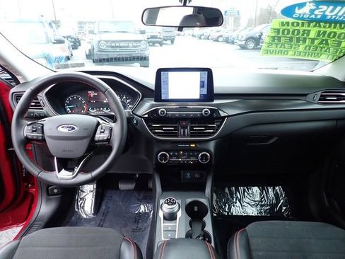 Certified 2022 Ford Escape SEL w/ SEL Stealth AWD Package image 20