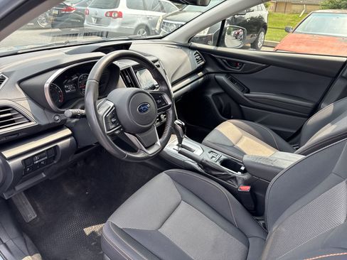 Used 2018 Subaru Crosstrek 2.0i Premium w/ Moonroof Package AWD/4WD image 4