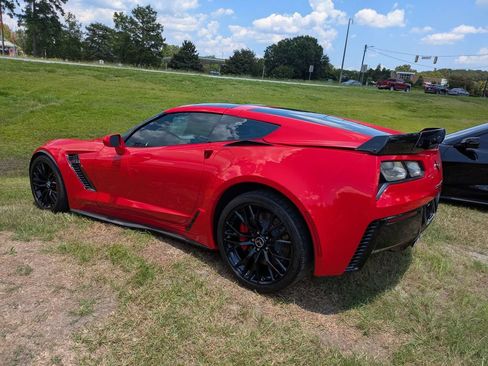Used 2015 Chevrolet Corvette Z06 w/ Battery Protection Package RWD image 6