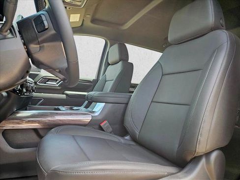 New 2026 Chevrolet Silverado 2500 LTZ w/ LTZ Texas Edition AWD/4WD image 4
