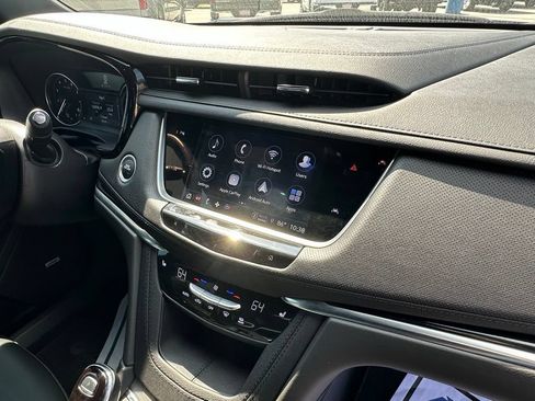 Used 2024 Cadillac XT6 Luxury FWD image 13
