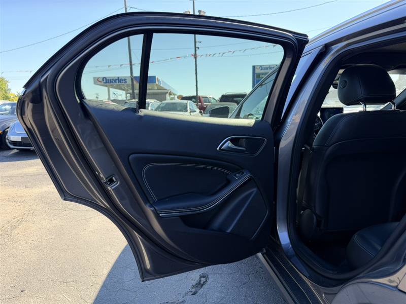 Used 2020 Mercedes-Benz GLA 250 4MATIC image 12