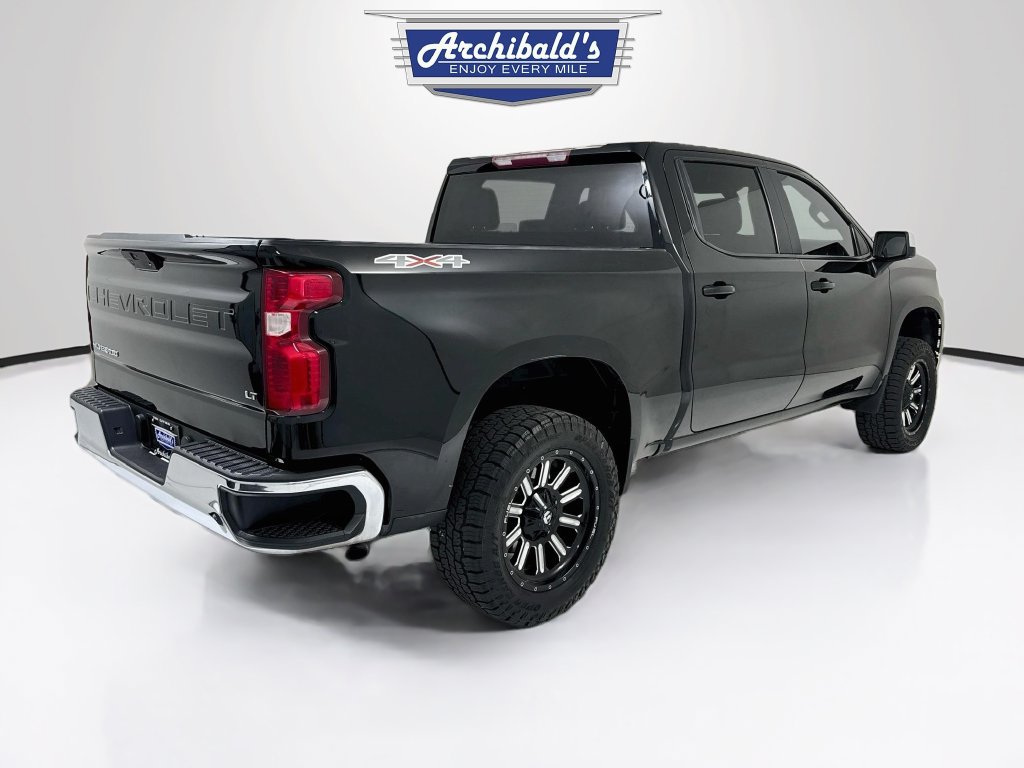 Used 2020 Chevrolet Silverado 1500 LT w/ Fleet Comfort Package AWD/4WD image 8