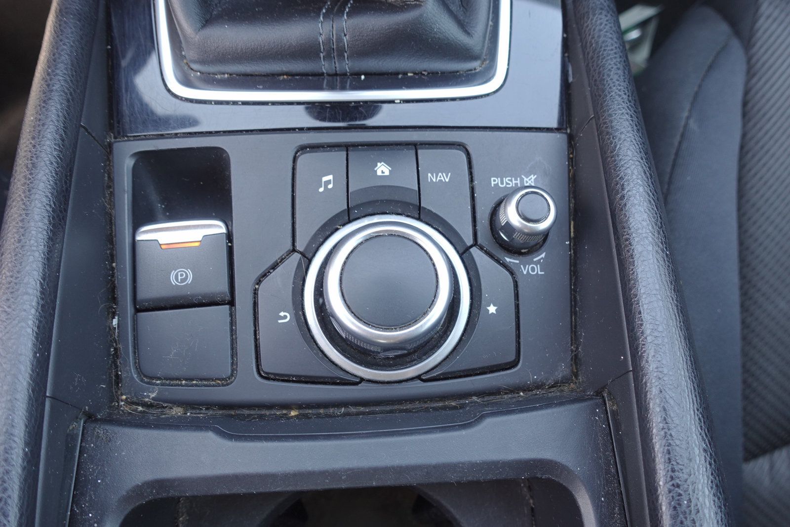 Used 2017 MAZDA MAZDA3 Sport FWD image 21