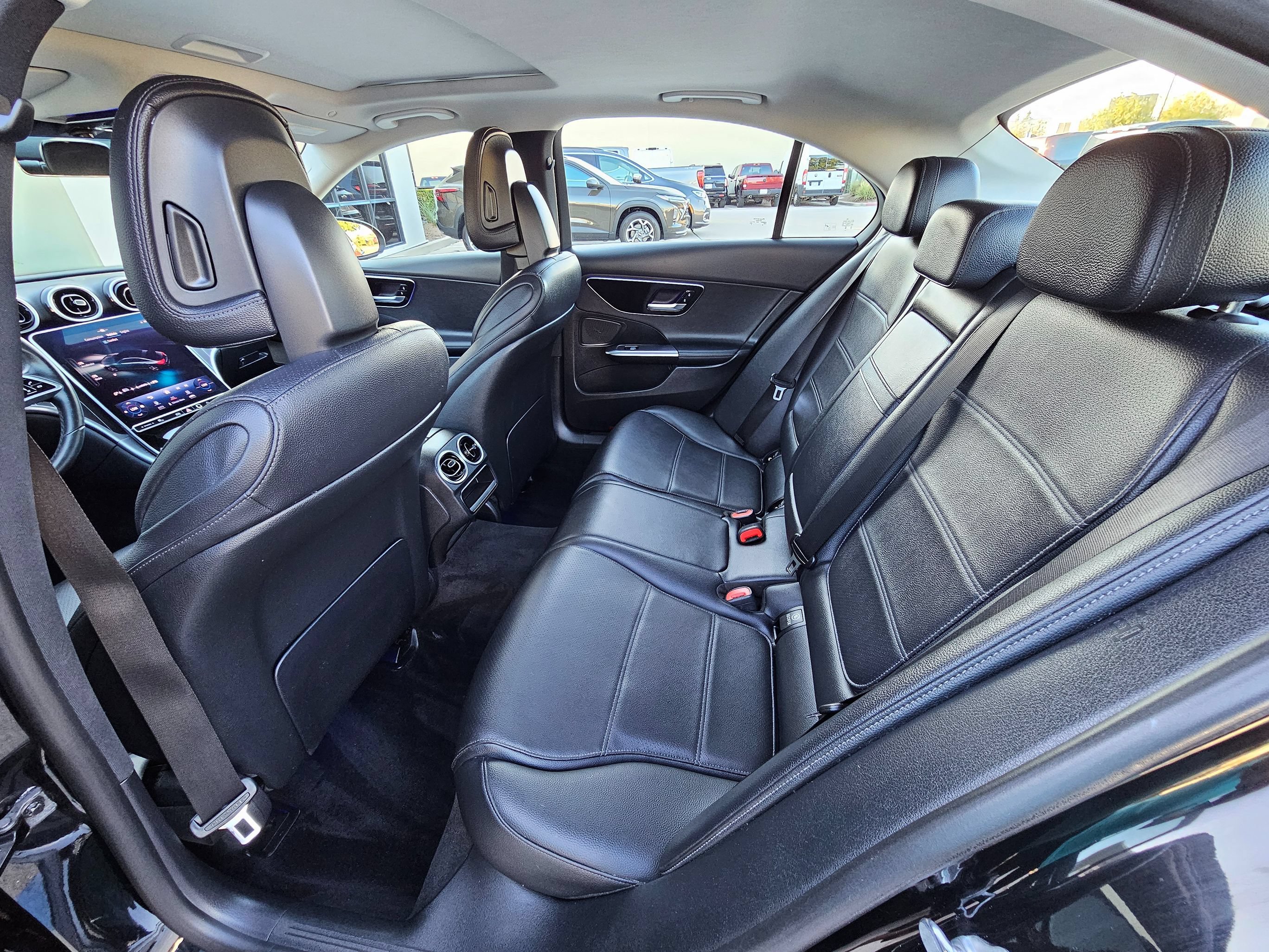 Used 2023 Mercedes-Benz C 300 Sedan image 19