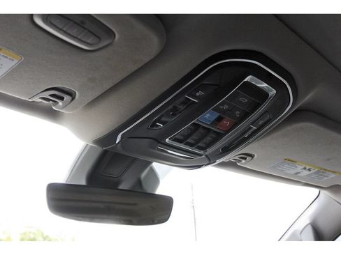 Used 2023 Jeep Wagoneer L Series III w/ Premium Group I AWD/4WD image 27