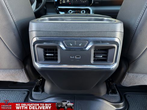 Used 2025 GMC Sierra 1500 Denali w/ Technology Package image 33