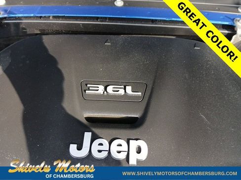 Certified 2021 Jeep Gladiator Overland image 34