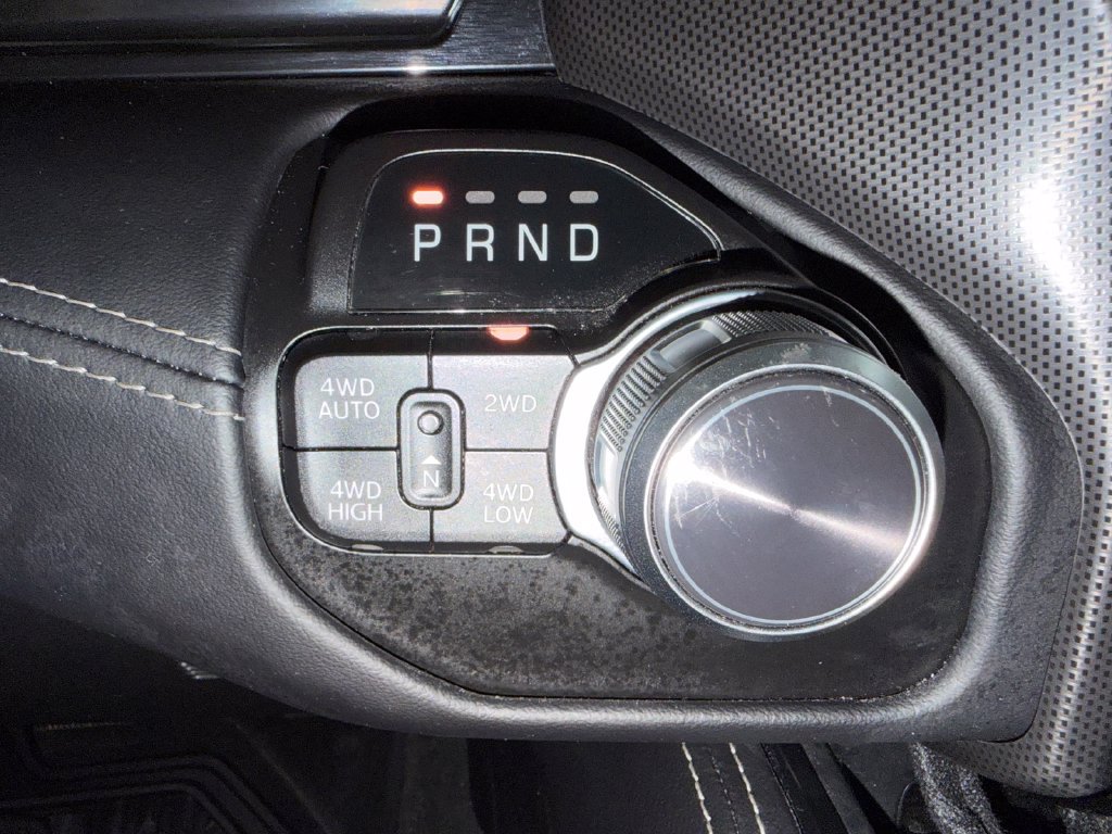Used 2022 RAM 1500 Limited w/ Body-Colour Bumper Group AWD/4WD image 19
