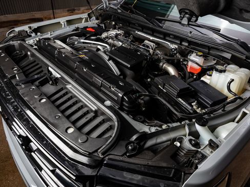 Used 2024 GMC Sierra 2500 AT4 w/ Max Trailering Package image 39