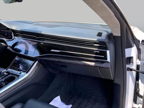 Used 2019 Audi Q8 Prestige AWD/4WD image 17